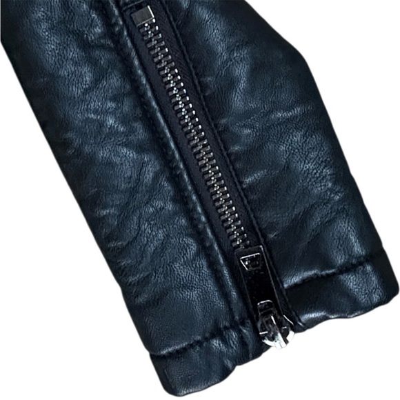Like New Joe's Jeans Faux Leather
Pearl Studded Moto Jacket Black Size XS - Picture 7 of 12